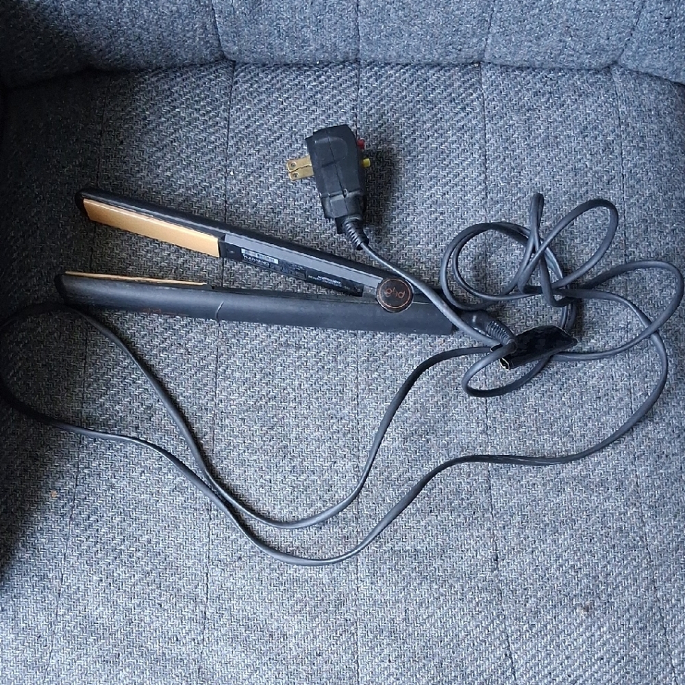 ghd Black and Gold Hair Styler